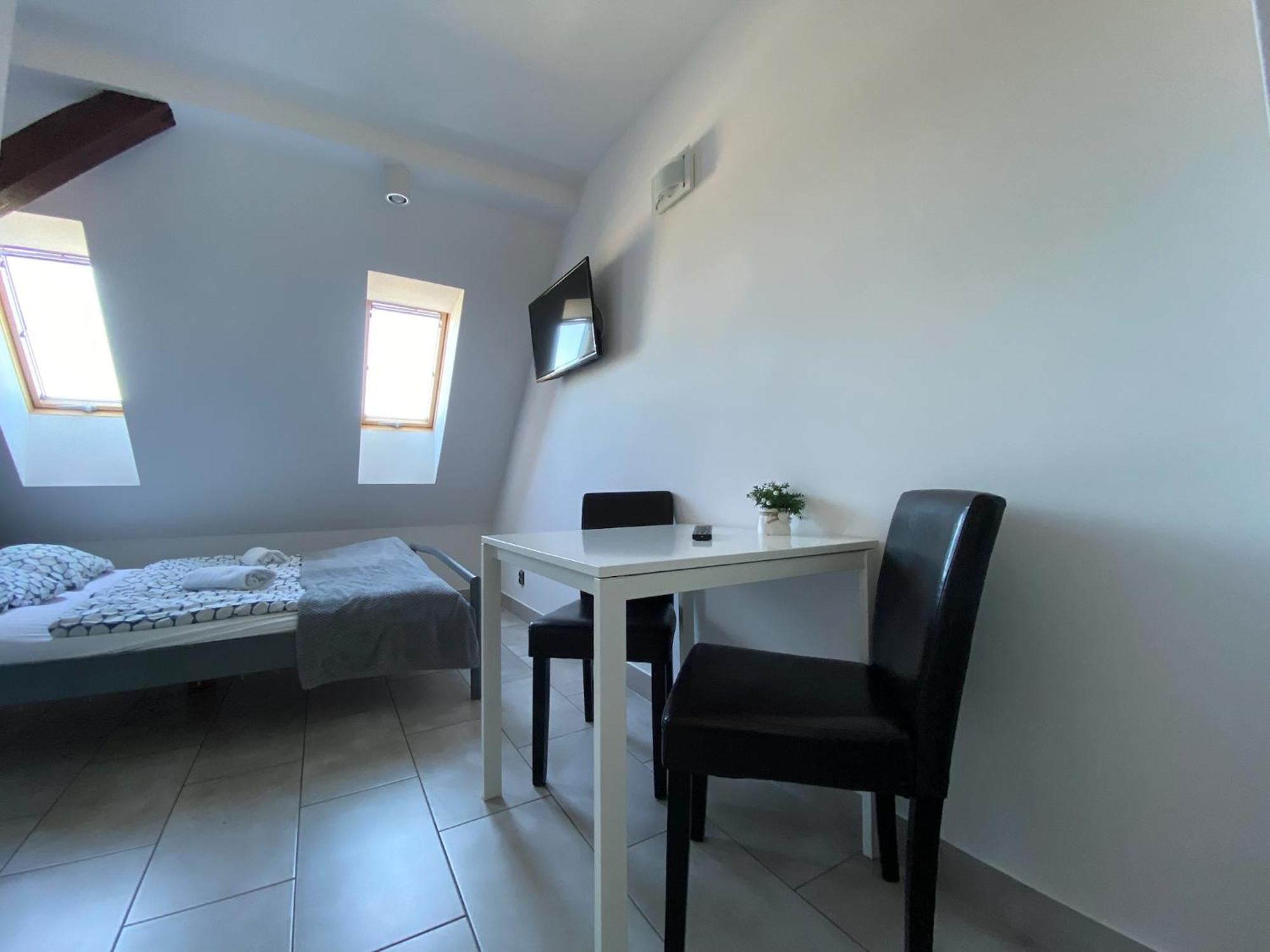 Hostel Przed Switem Gorzów Wielkopolski Exterior foto